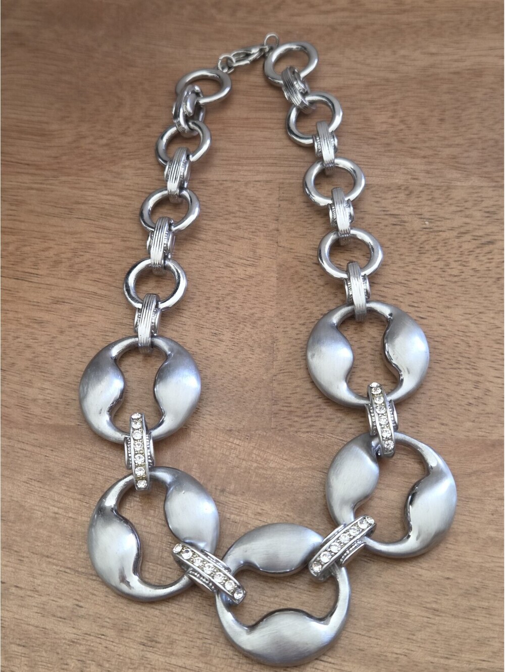 Silver Tone Chunky Link Statement Necklace Clear Rhinestone Accents 18" Fashion - Picture 2 of 4